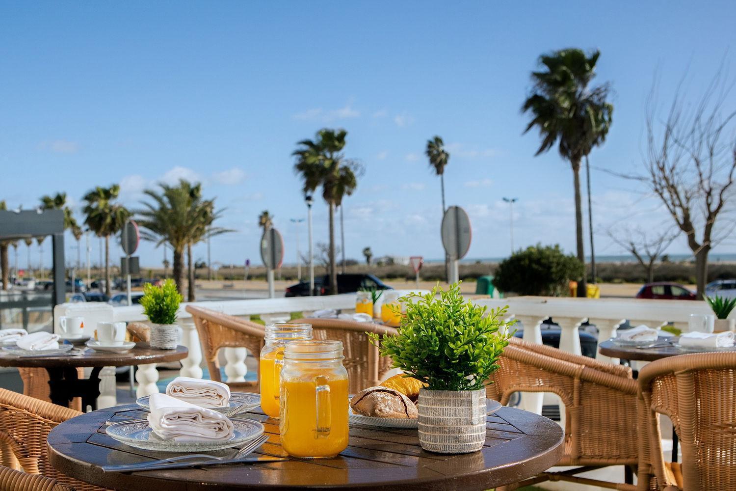 Hotel Playa Conil - Beachfront Studios & Suites Conil De La Frontera Luaran gambar