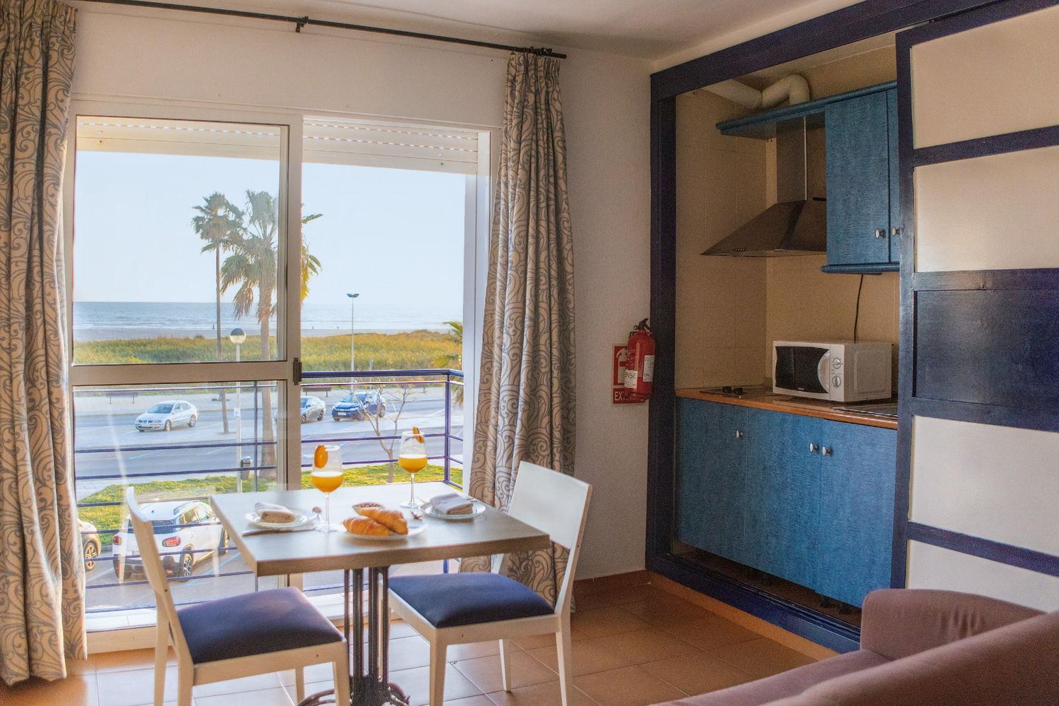 Hotel Playa Conil - Beachfront Studios & Suites Conil De La Frontera Luaran gambar