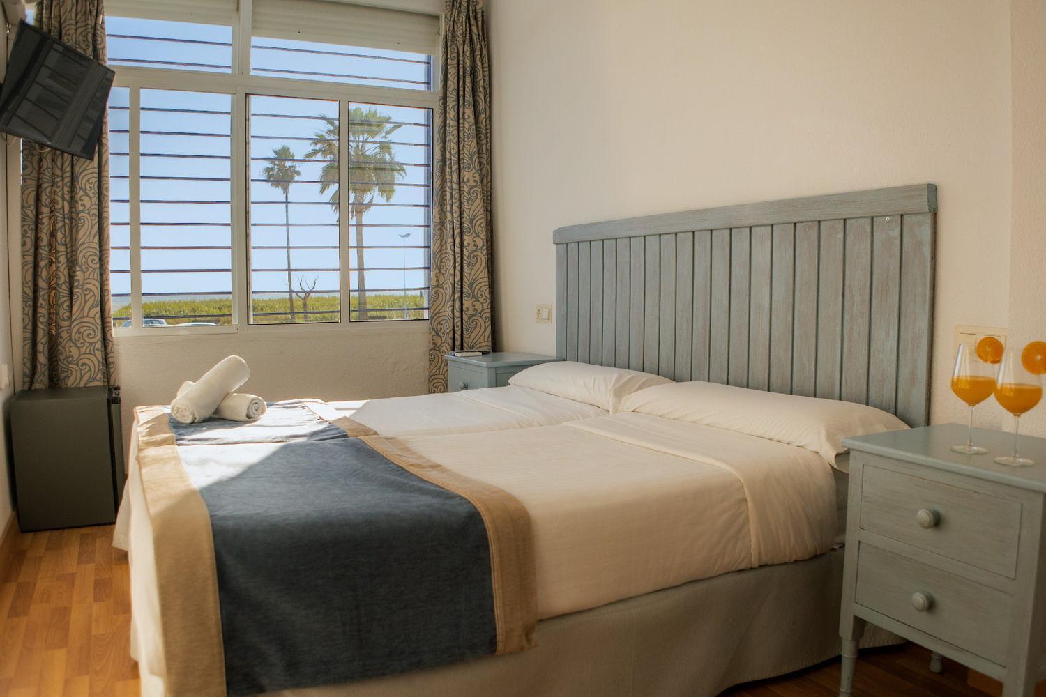 Hotel Playa Conil - Beachfront Studios & Suites Conil De La Frontera Luaran gambar