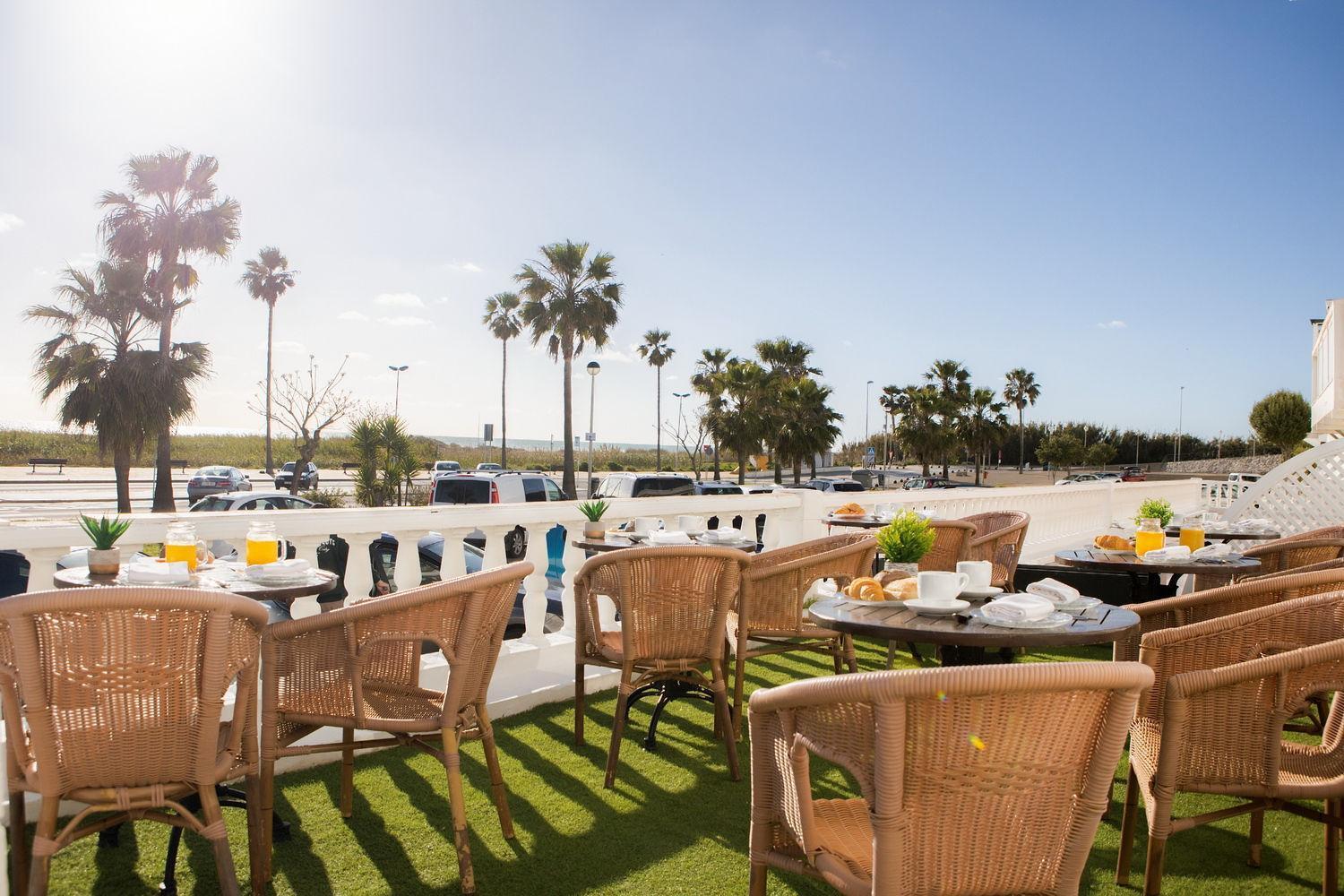 Hotel Playa Conil - Beachfront Studios & Suites Conil De La Frontera Luaran gambar